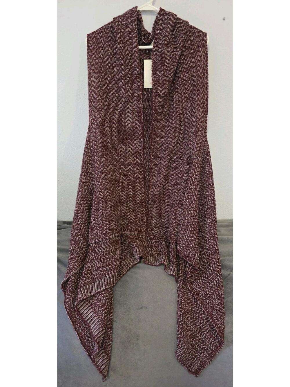 Pinkilicious Long Duster Sweater Open Cardigan Burgundy White Sleeveless S/M NWT